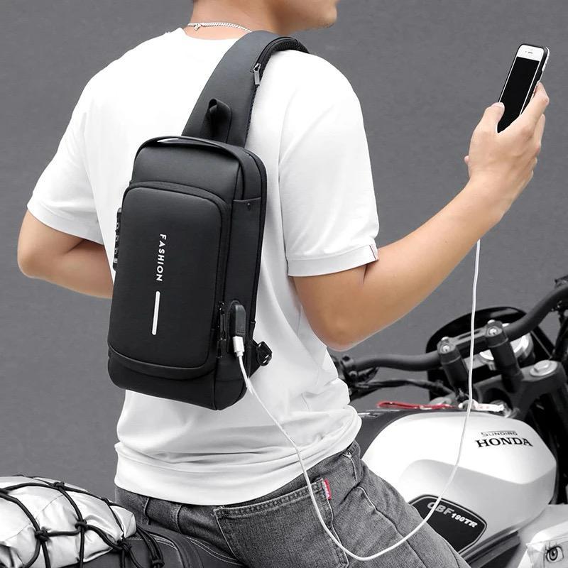 MOCHILA ANTIRROBO USB